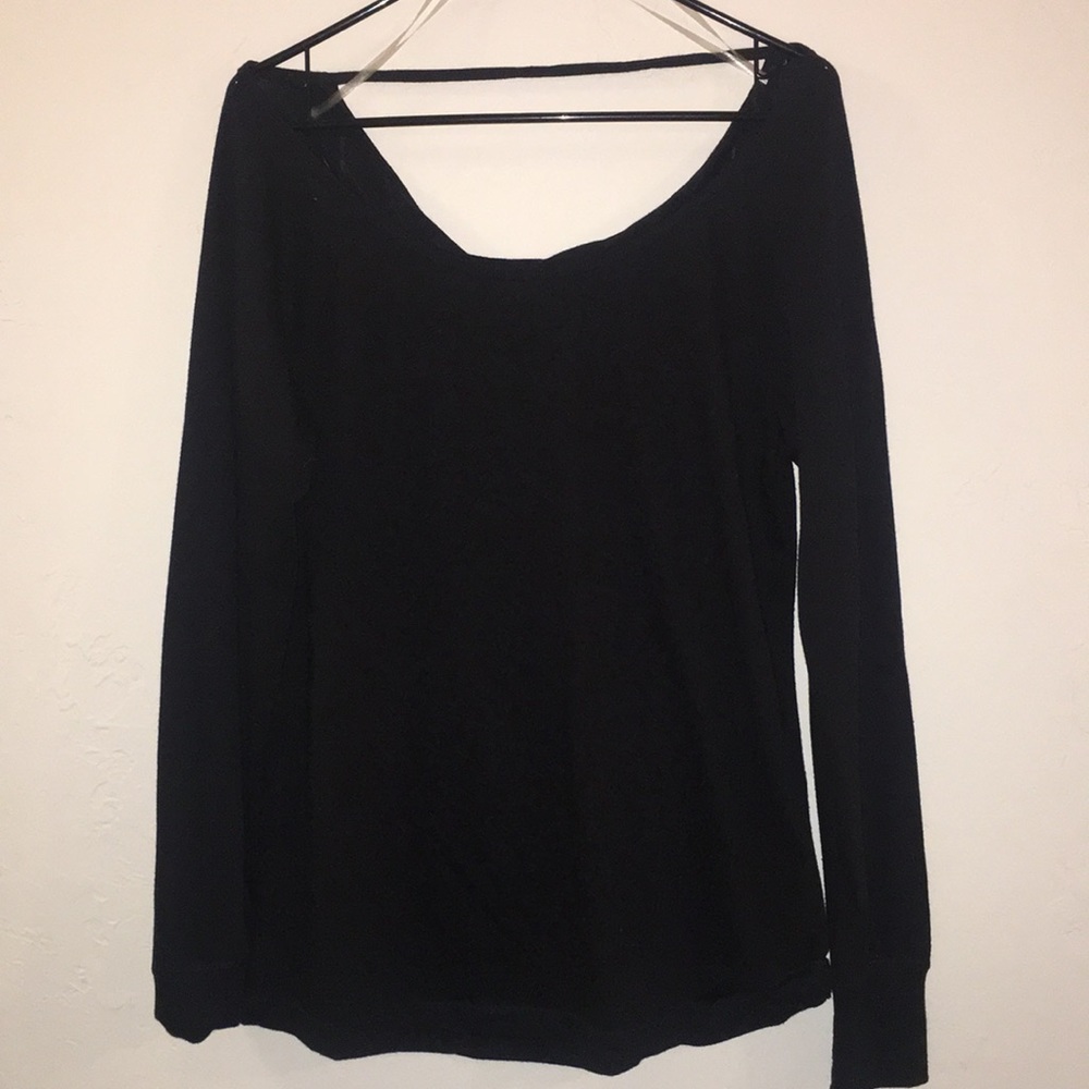 Old navy active top -semi fitted